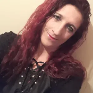 Femme de ménage et repassage sur vichy 