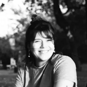 🌼 Babysitting – disponible à Marseille