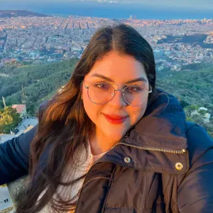 Canguro, con experiencia! en Pineda del mar