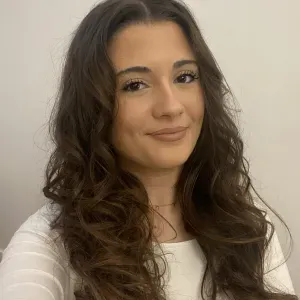 Baby-sitter à Versailles et aux alentours ! 