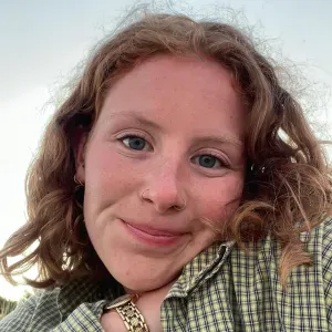 Baby-sitter expérimentée à Saintes !