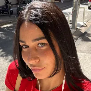 Femme de ménage disponible sur Paris 