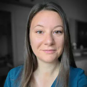 Baby-sitter à Istres 