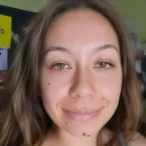 Baby-sitter expérimentée dans le sud-ouest de la Réunion