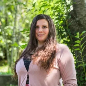 Erfahrene Tierliebhaberin sucht Job