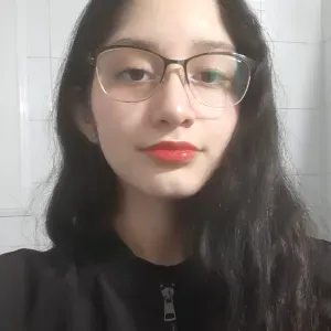 Cuidadora de animales en Barcelona.