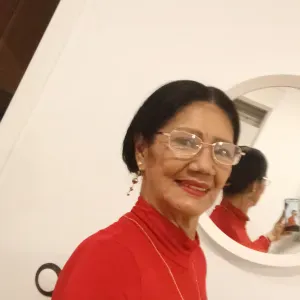 Busco empleo como cuidadora de personas mayores en murcia 