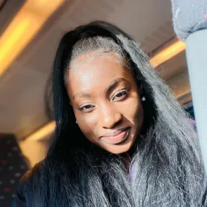 Femme de ménage à Mons, Hornu 