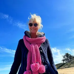 Un museau heureux un maître serein