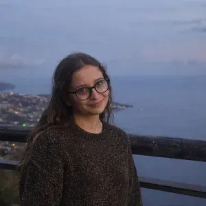 BabySitter em Ponta Delgada. 