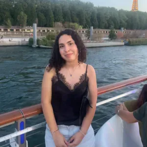Jeune baby-sitter sérieuse à Paris !