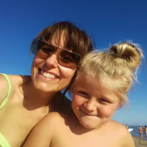 Babysitter esperta a Massa Carrara