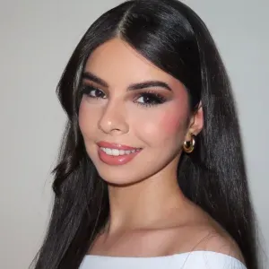 Étudiante sérieuse disponible ménage & repassage Paris 20