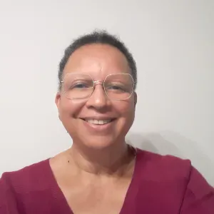 Cuidadora Apoio Domiciliário e Geriatria em Lisboa/Nanny