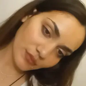 Femme de ménage( femme de ménage )