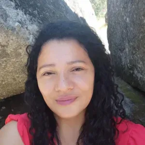 Empregada de limpeza- Chaves Portugal. 