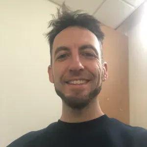 Recherche babysitter femme