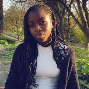 Baby sitter de 17 ans qui adore les enfant