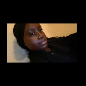 Garde d'enfant de tout âge avec de l'expérience 