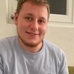 Engagierter Nachhilfelehrer sucht Studentenjob.