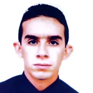 Boubakeur عامل نظافة في خدمتكم