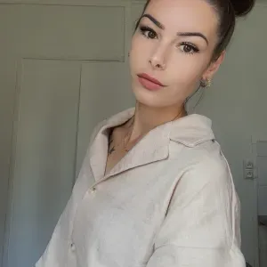 Aide ménagère sérieuse et dynamique 