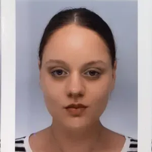 Baby-sitter sérieuse et attentionnée - Grande fratrie