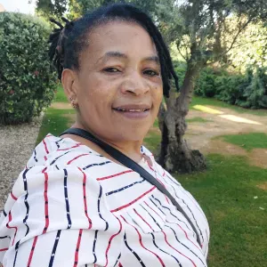 Compasionate carer in Portugal
