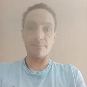 Auxiliaire de vie, et Agent de nettoyage. 