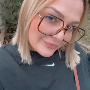 Baby-sitter expérimentée a Châteaurenard 