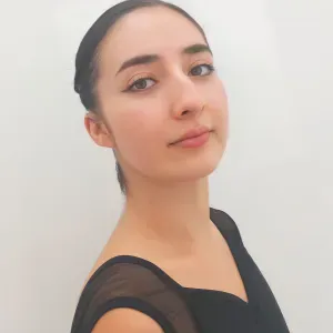 creative babysitter looking for a job 