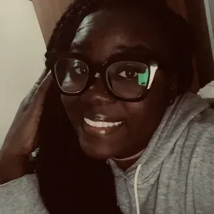 Babysitter com experiência em Abrantes 