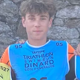 Nouveau baby-sitter disponible dans tout Paris !!