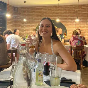 Etudiante amoureuse des animaux, pet-sitter à Paris 