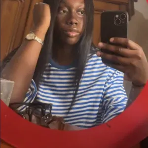 Femme de ménage, responsable.