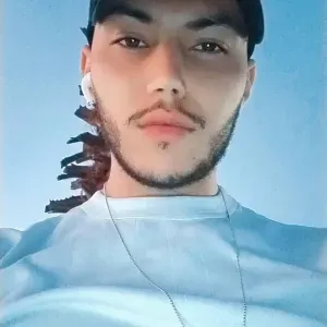 Soy algerino Vevo in Valencia necesito trabajo 