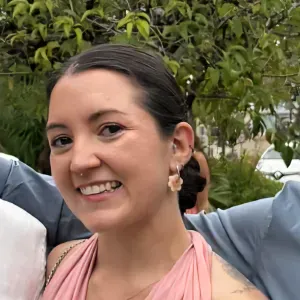 Aide ménagère minutieuse et bienveillante.