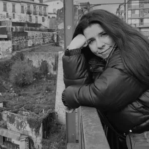 Empregada de limpeza responsável 