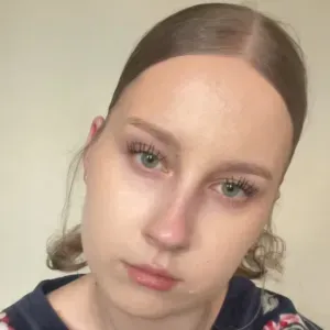 Pet sitting services (mainly cats but welcome to dogs)