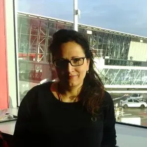 Baby-sitter italienne et cusinier 