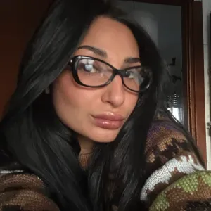 Addetta pulizie molto precisa 