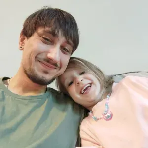 Je cherche une baby-sitter ou nounou pour ma fille