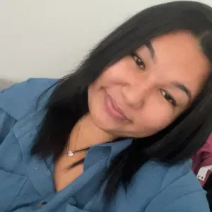 Nounou fun, drole et affectueuse 