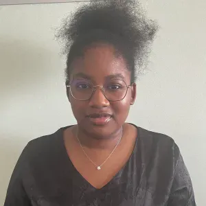 Baby-sitter expérimentée à Créteil !!!