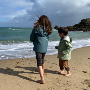 Recherche nounou stable pour sorties d'école – Alfortville