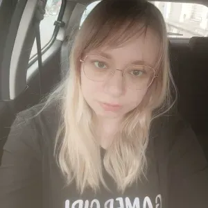 Pet sitter responsable à votre Service. 