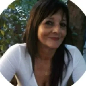 Addetta alle pulizie,stiro,spesa