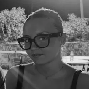 Baby-sitter expérimentée à Riom