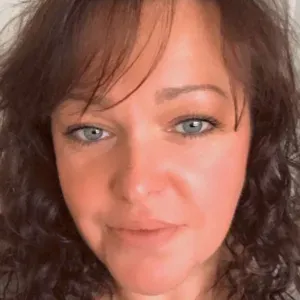 Nounou, maman de six enfants, à Berthouville