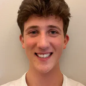 Étudiant de prépa lettre à Toulon 